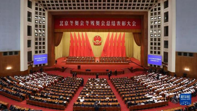 我校1个集体1名个人受到党中央 国务院表彰