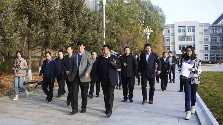 教育部发展规划司副司长郭春鸣一行到我校调研