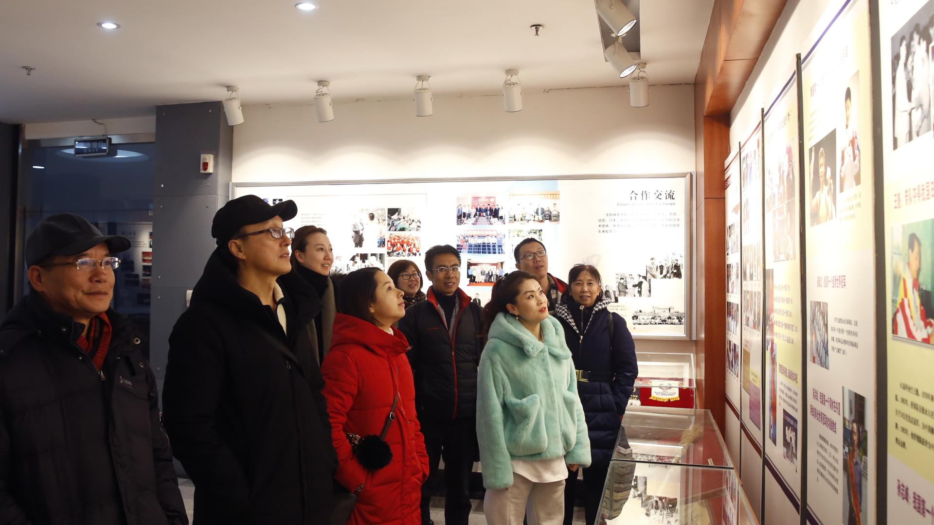 看球吧
民盟支部开展“学习习近平总书记重要讲话精神解放思想推动高质量发展”主题活动