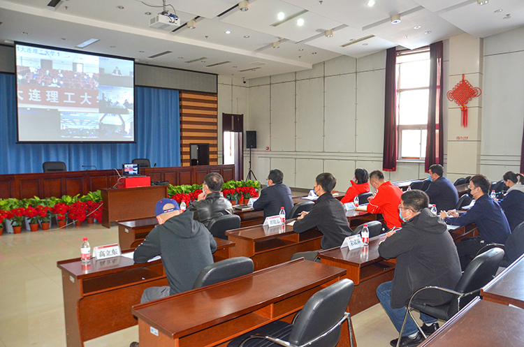  【沈体战“疫”】看球吧
组织人员参加全省高校外国留学生新冠肺炎疫情防控工作视频会议