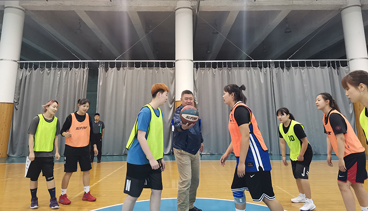 国庆中秋期间看球吧
举办多项校内赛事