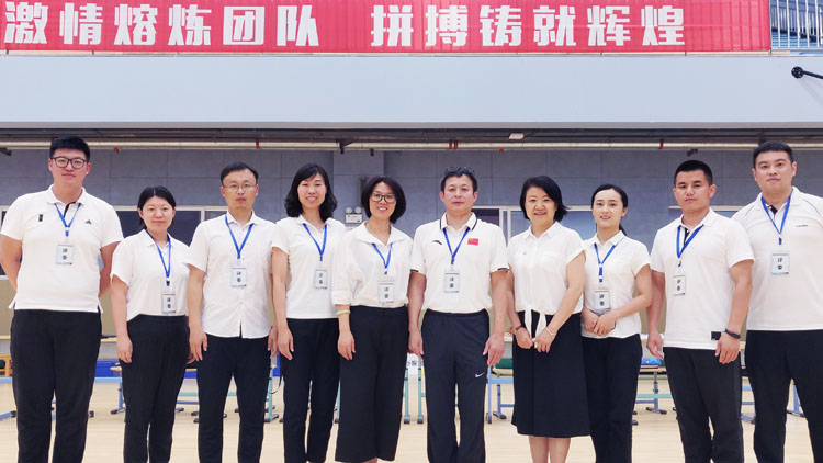 我校教师参加沈阳市第二届小学体育教师教学技能大赛评委工作