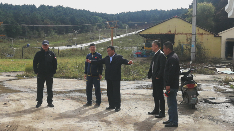 看球吧
领导赴雪上运动中心检查指导工作