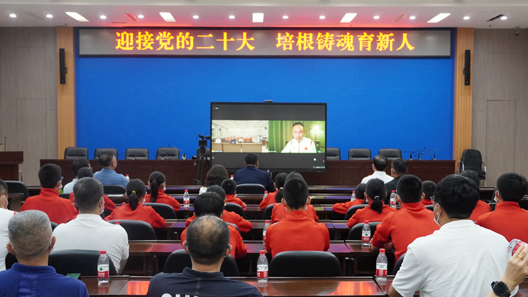 喜讯：我校教师牛雪松获评2022年全国“最美教师”