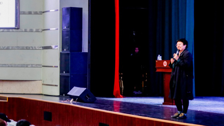 看球吧
举办艾滋病防治专题讲座